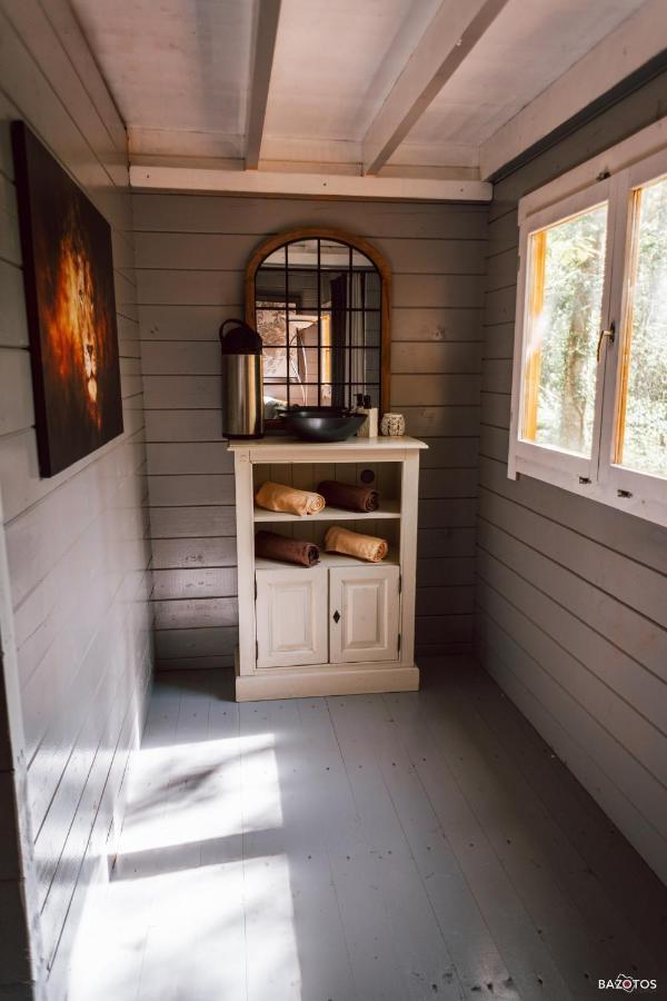 Cabane Insolite Avec Escape Game Saint-Evarzec Ngoại thất bức ảnh