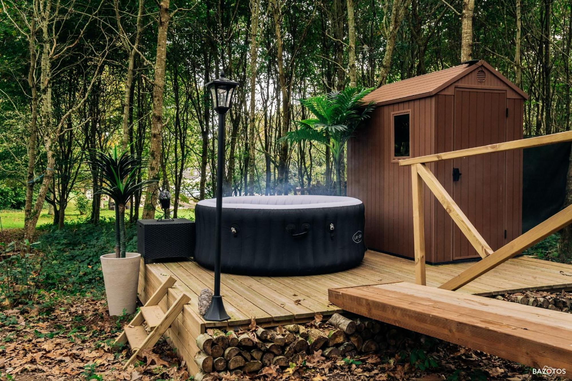 Cabane Insolite Avec Escape Game Saint-Evarzec Ngoại thất bức ảnh